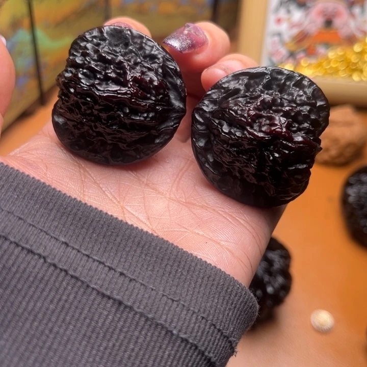 核桃地闷文玩手把件关关 071