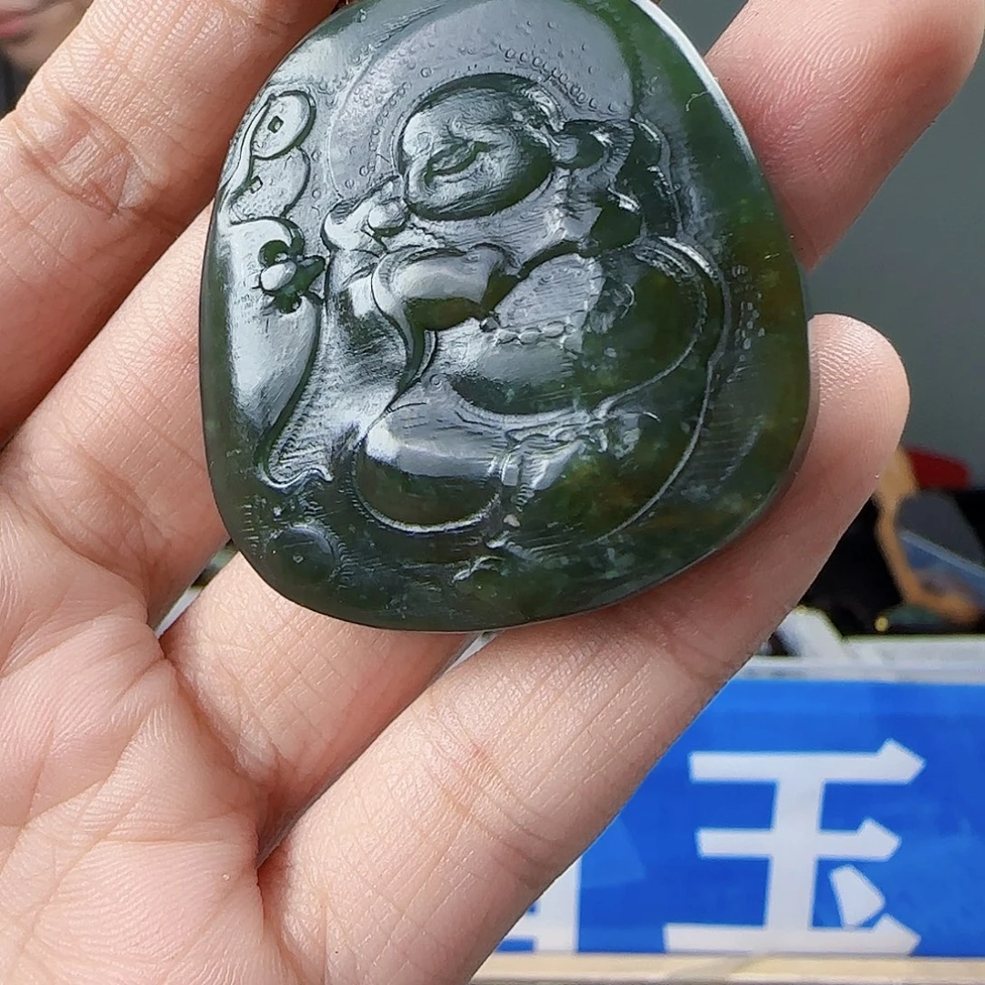 和田玉未镶嵌挂件