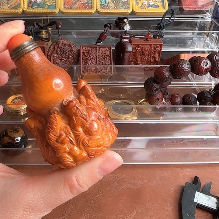 非洲檀香无事牌思玄道馆非木鼻鼻壶手把件