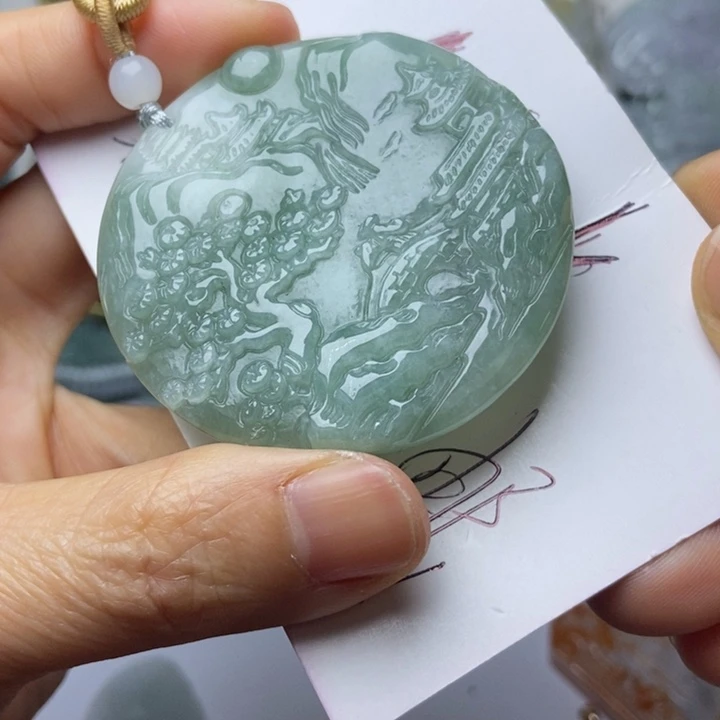 翡翠未镶嵌颈饰翡翠