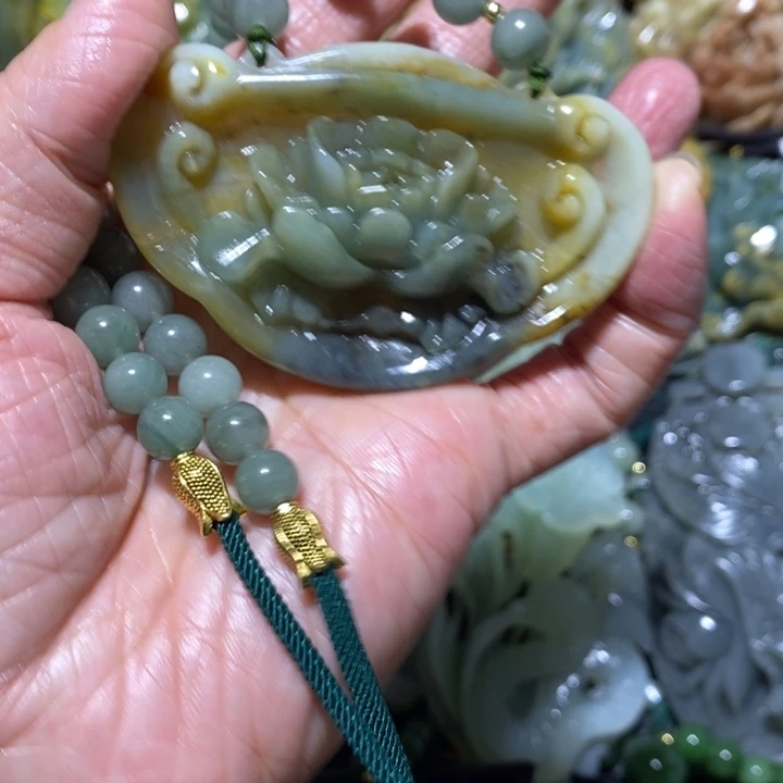 岫玉岫玉吊坠未镶嵌