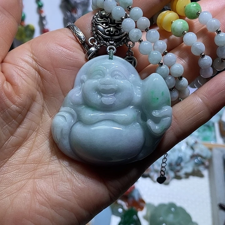 翡翠未镶嵌吊坠(赠链)