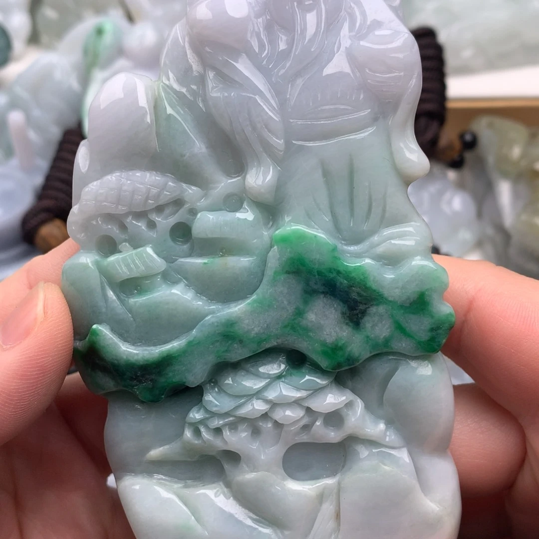 吊坠(不含链)未镶嵌翡翠