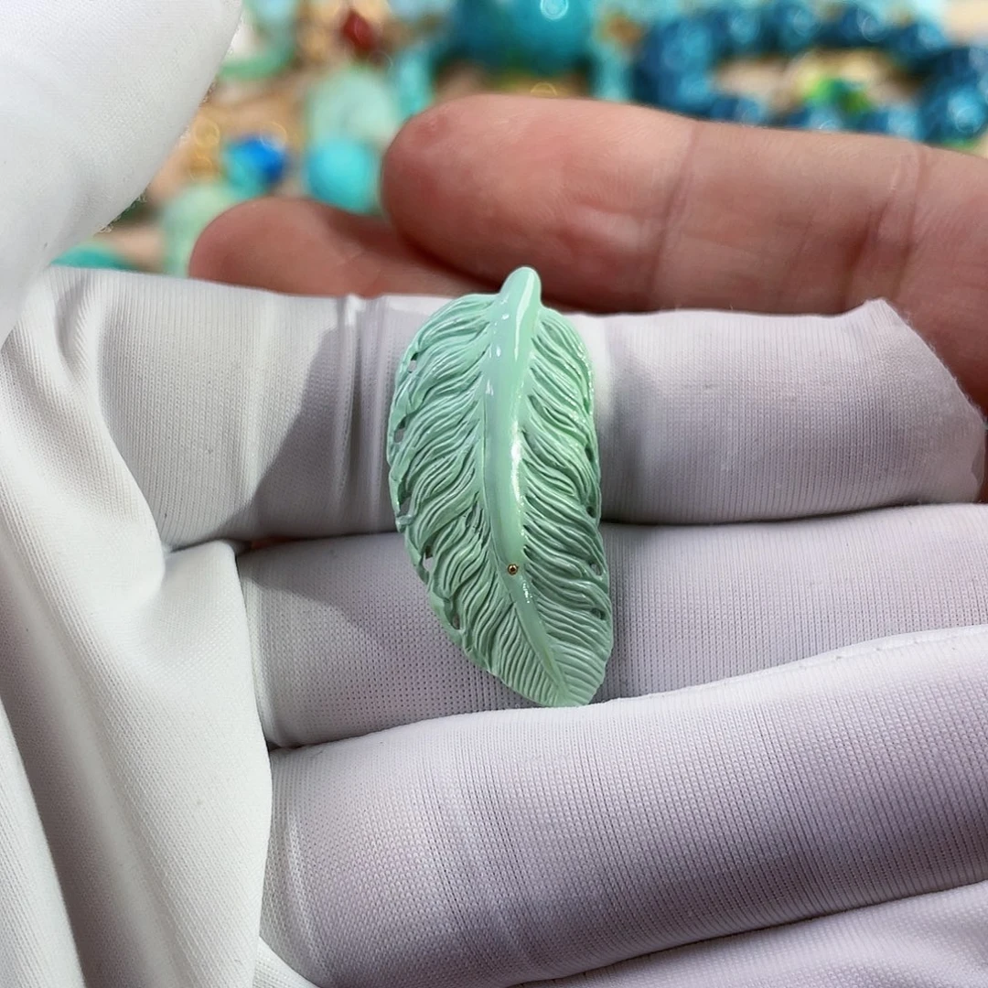 绿松石未镶嵌珠宝奇石