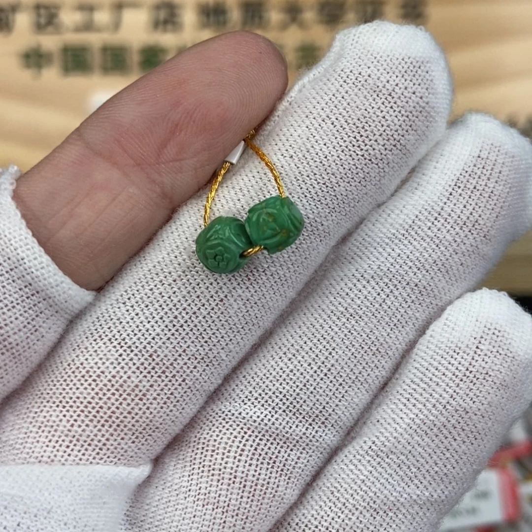 未镶嵌绿松石珠宝奇石