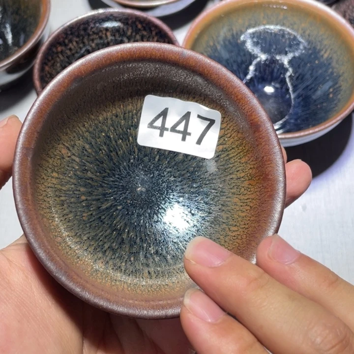 茶盏提出建议在这里举行会议