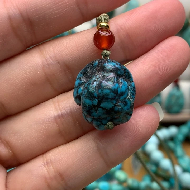 未镶嵌绿松石原矿