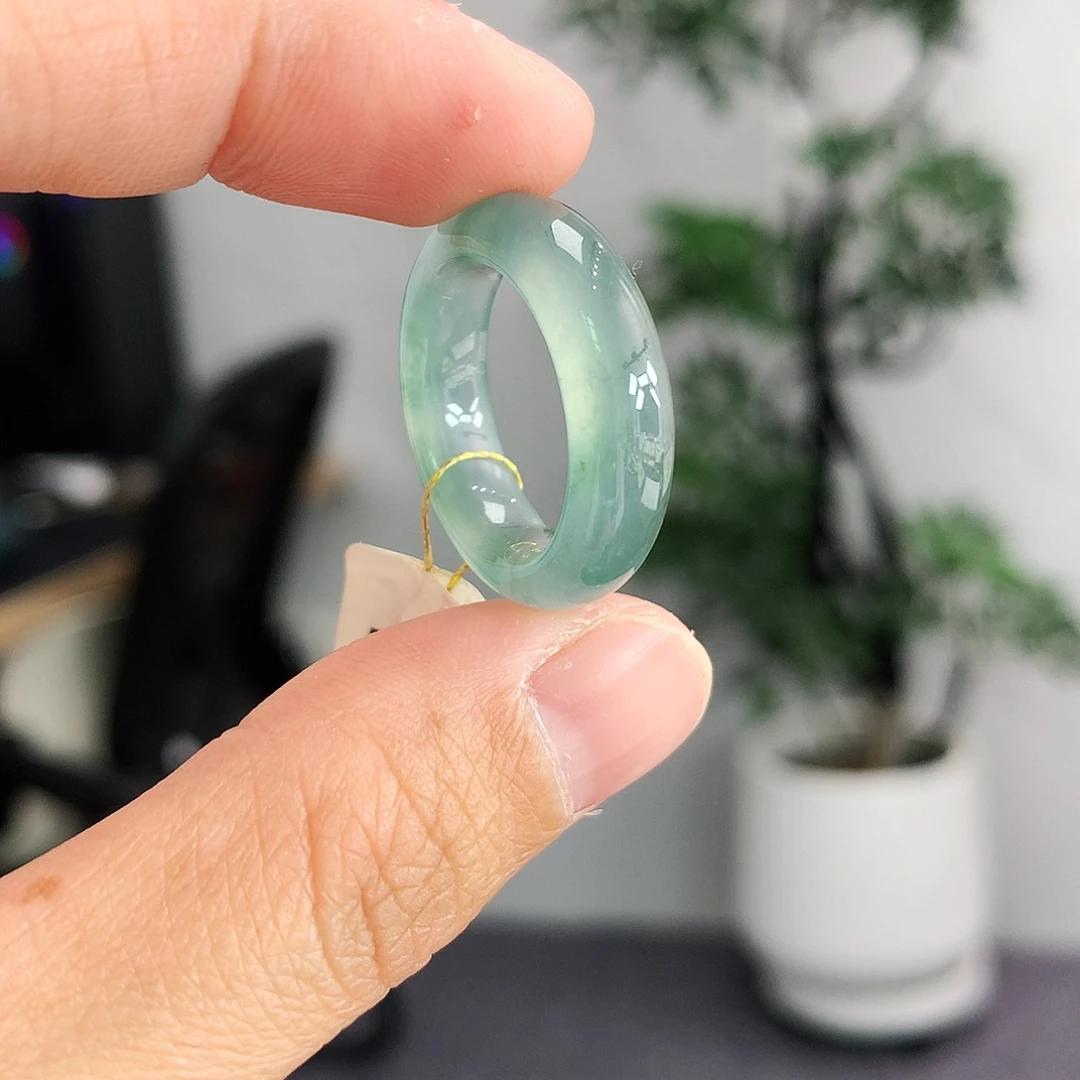 翡翠未镶嵌戒指12号