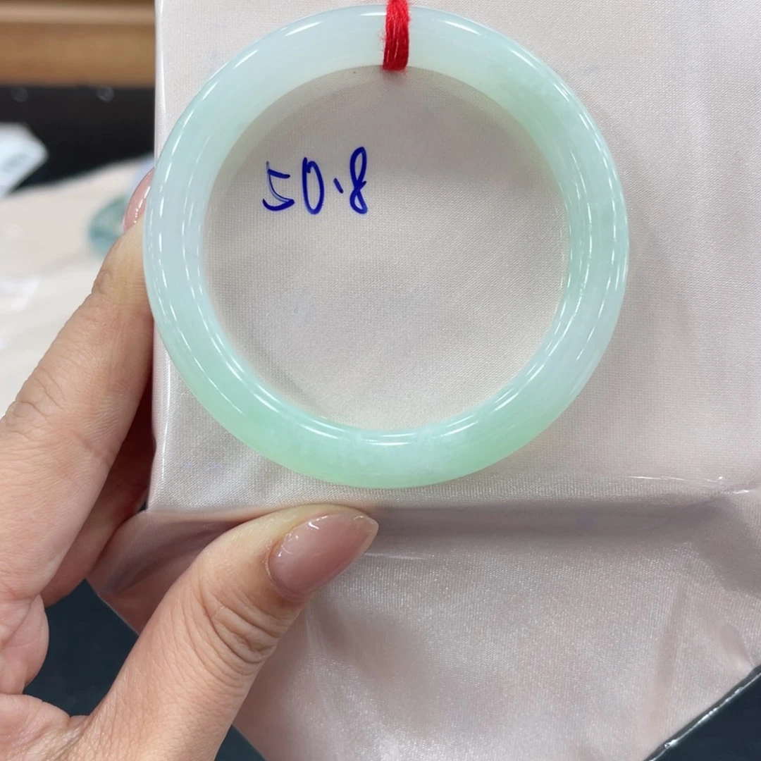 未镶嵌手镯翡翠翡翠