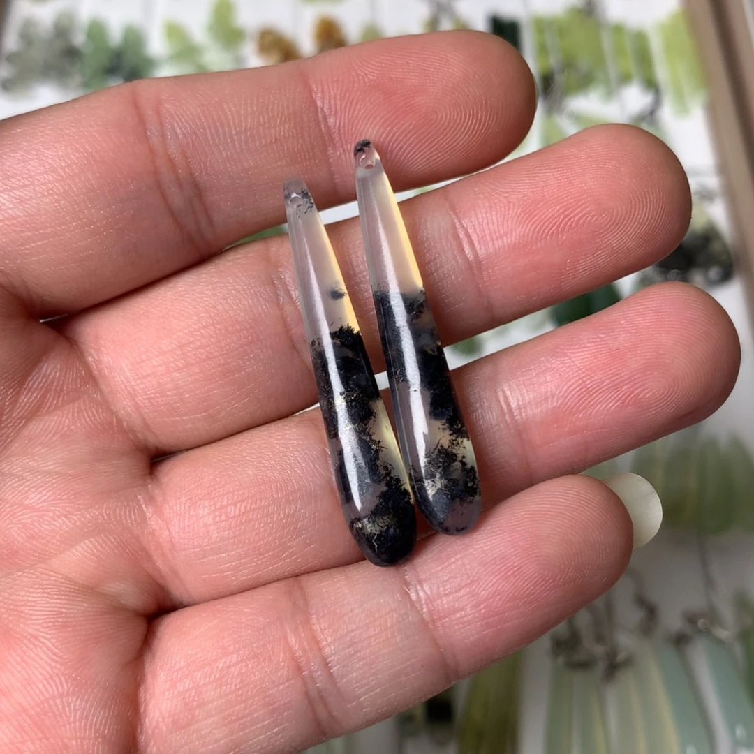 蛇纹石玉耳环未镶嵌小****