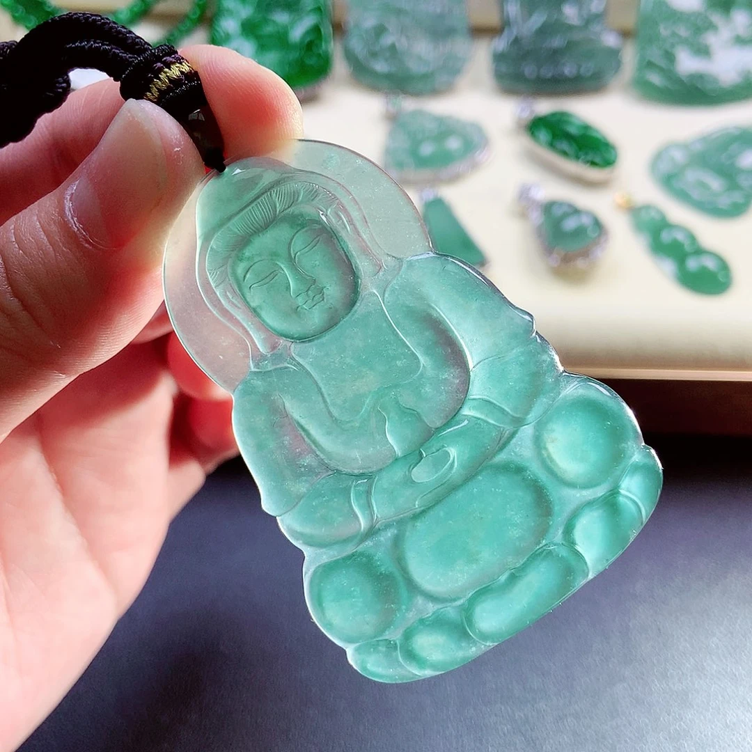 【闪购商品】翡翠颈饰未镶嵌天然