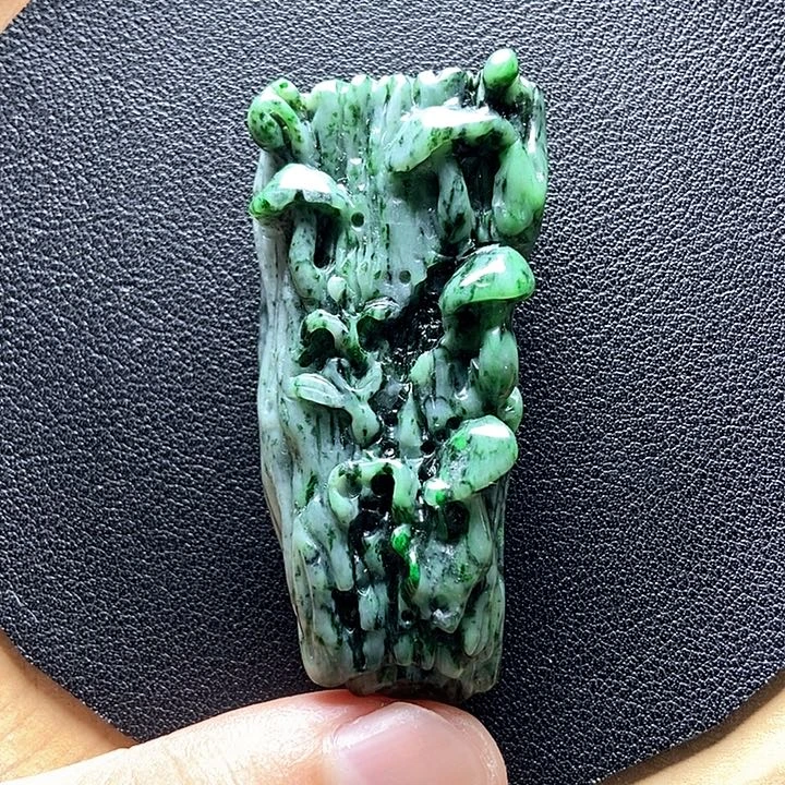 翡翠未镶嵌颈饰翡翠a货