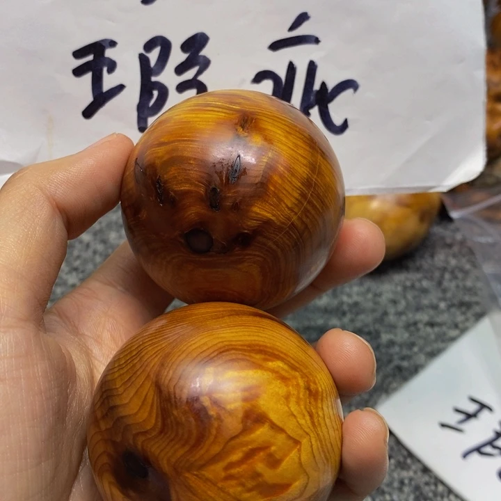柏木（崖柏）瑕疵4
