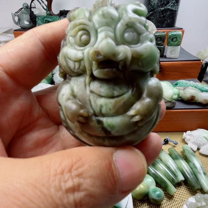 独山玉未镶嵌珠宝半成品