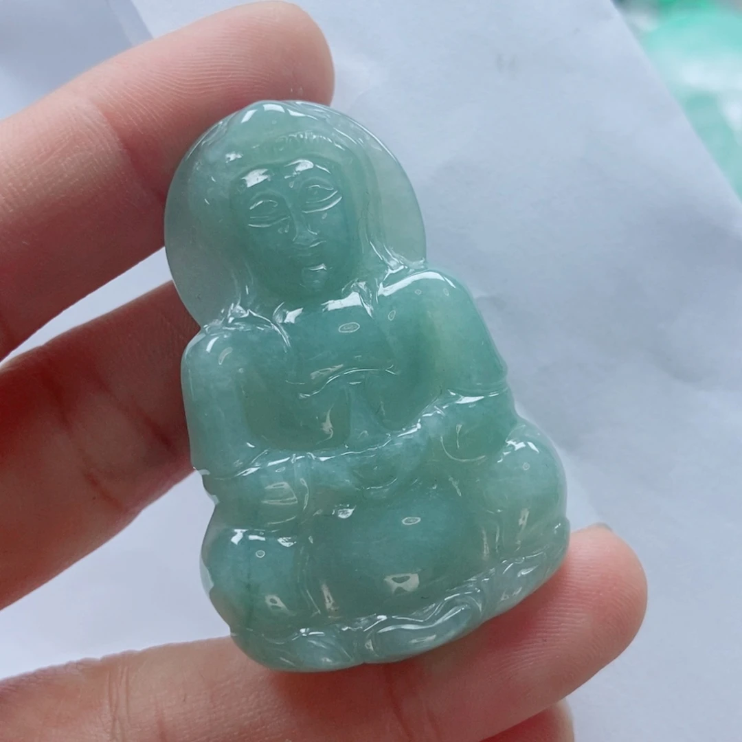 翡翠颈饰未镶嵌天然