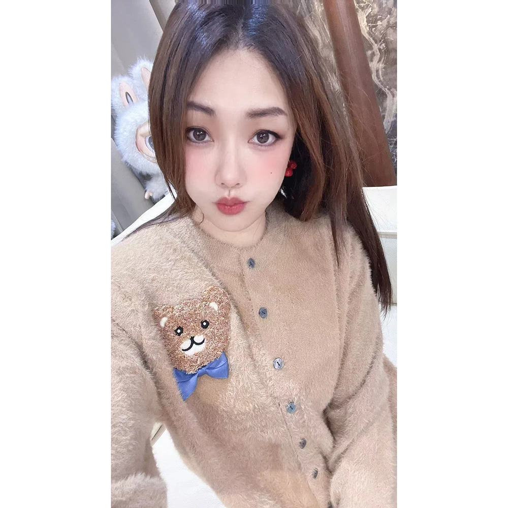 包嫂【W4215卡色毛衣外套小熊】上衣针织衫女装秋冬新款外搭慵懒风