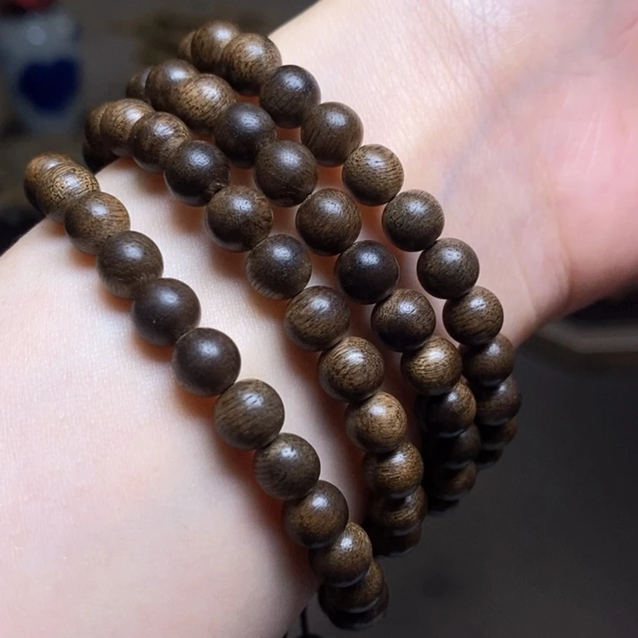 沉香手串越南芽庄绿棋玉化0.6×108