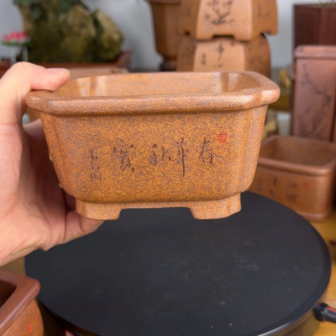 紫砂花盆只****莲紫砂花盆