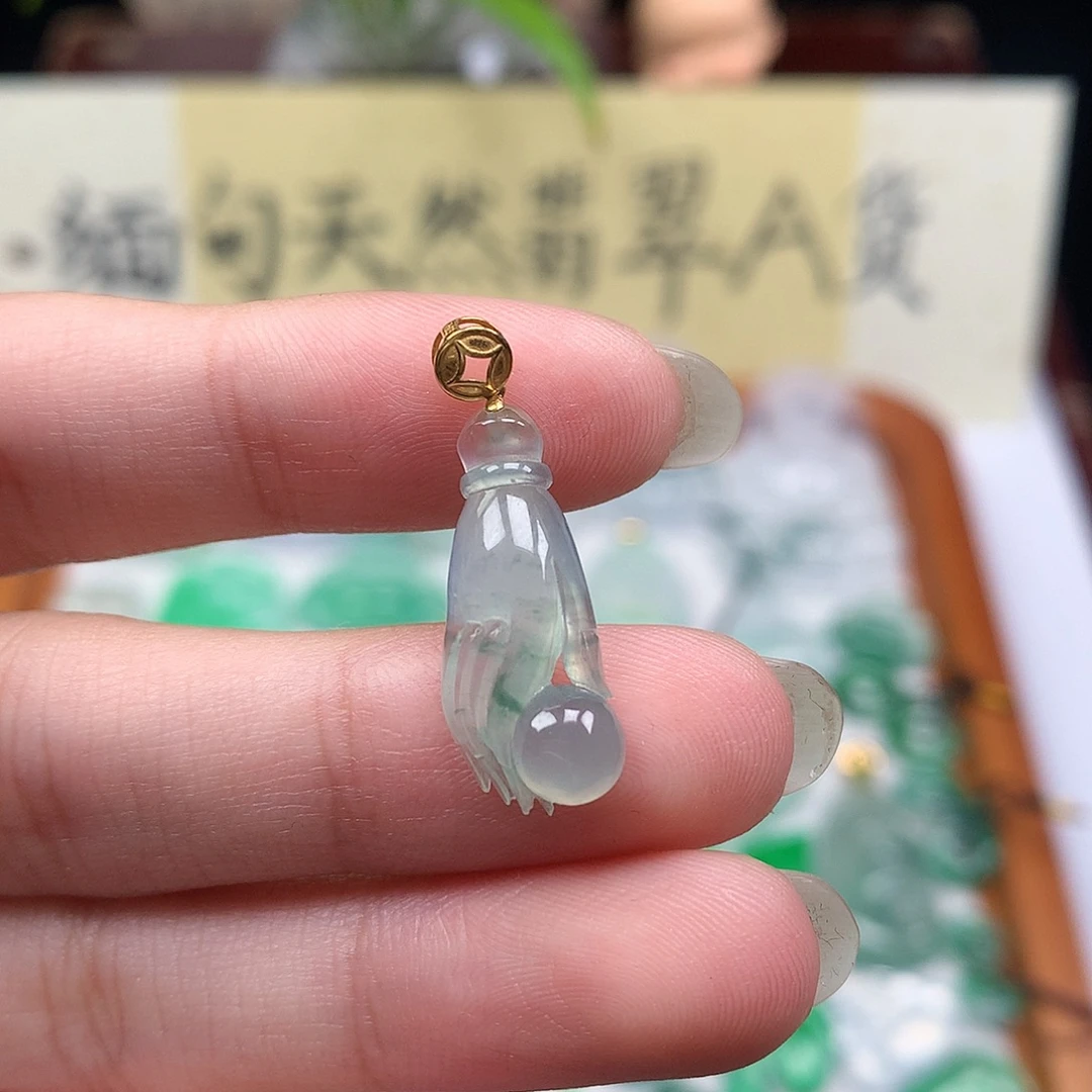 翡翠散珠缅甸天然A货翡翠冰种掌上明珠