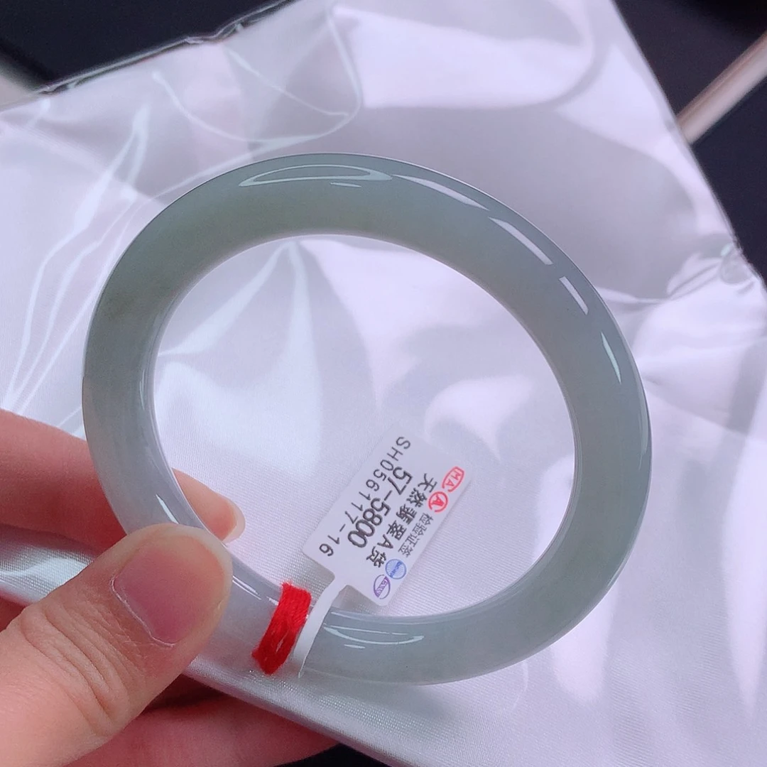 翡翠手镯未镶嵌57圆条
