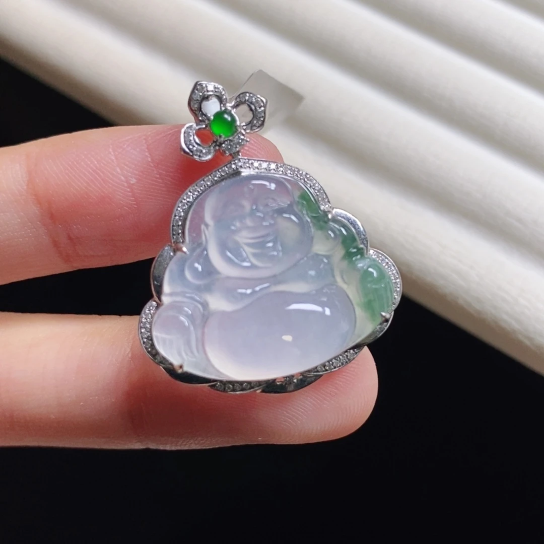 翡翠颈饰18K金镶嵌佛