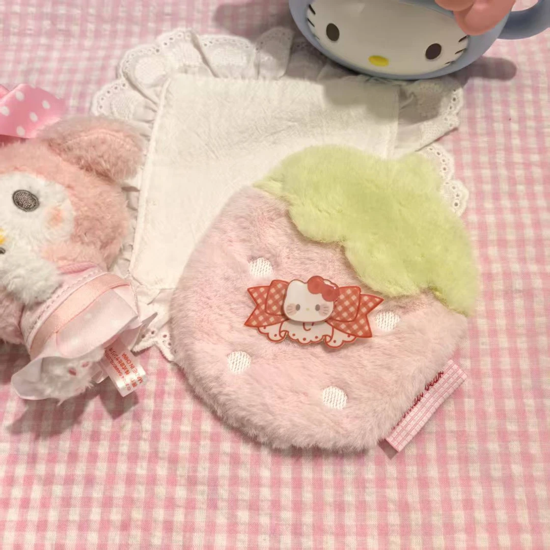2.裙摆kitty发夹