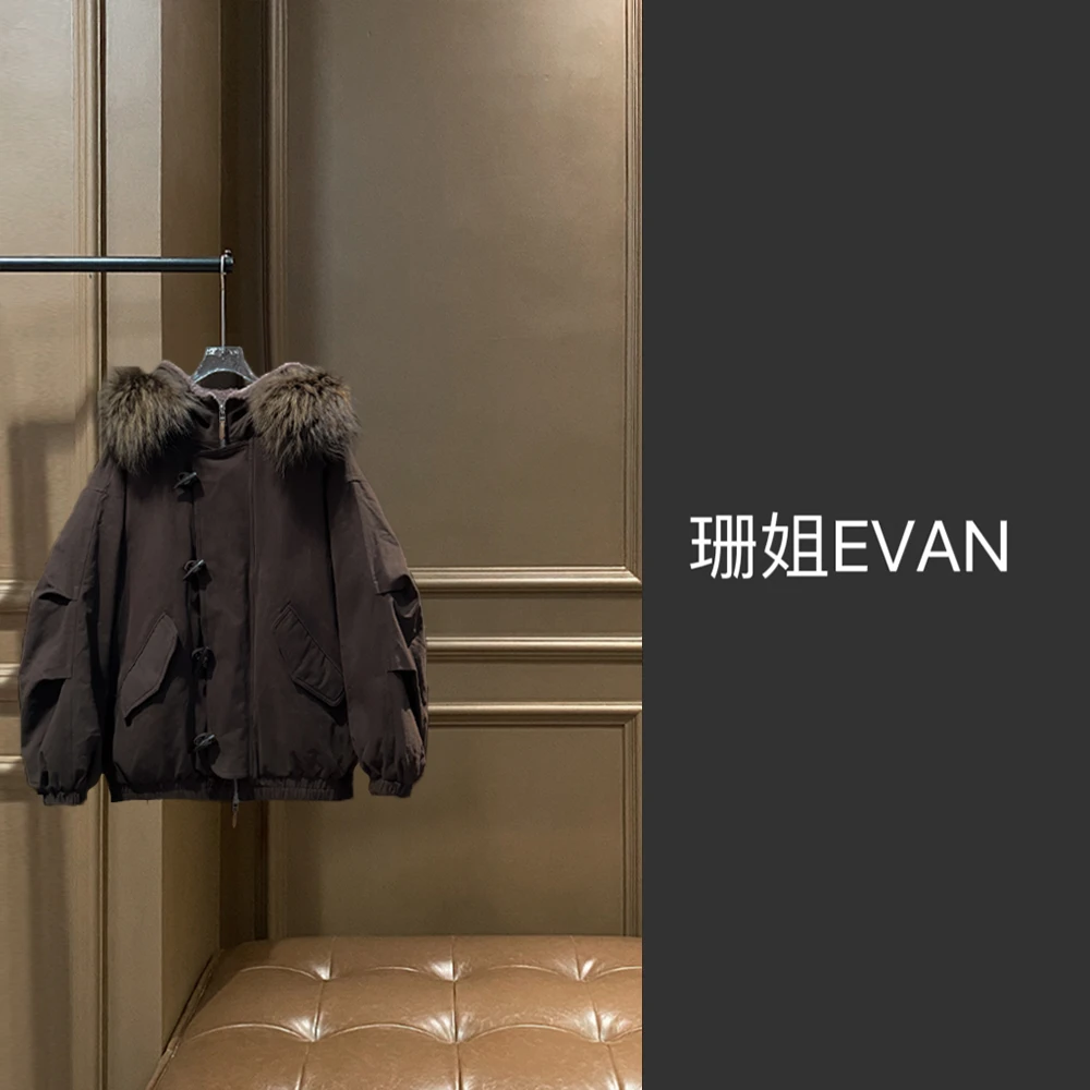 y919   时尚毛领羽绒服外套