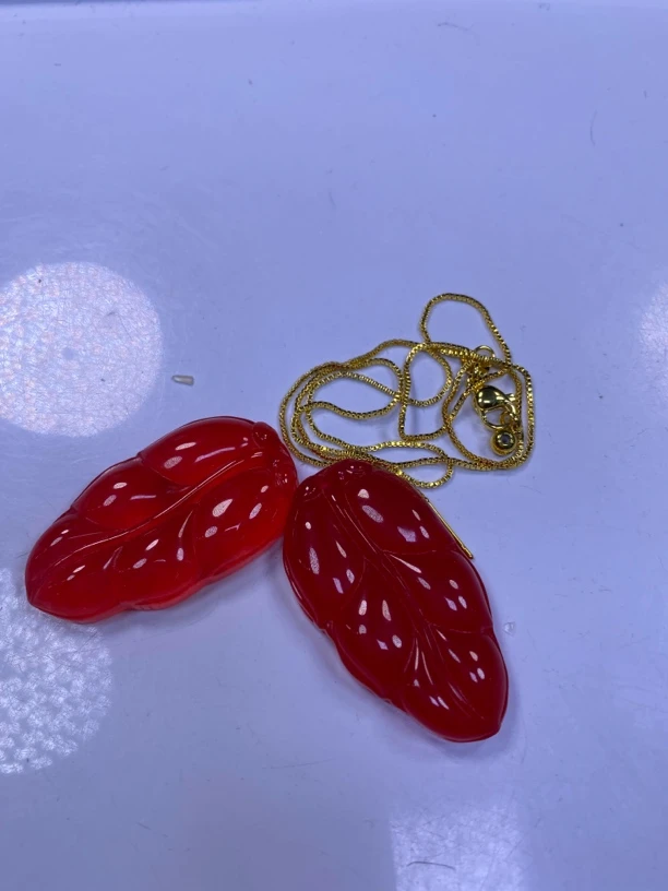 缅红叶子吊坠发一个L03