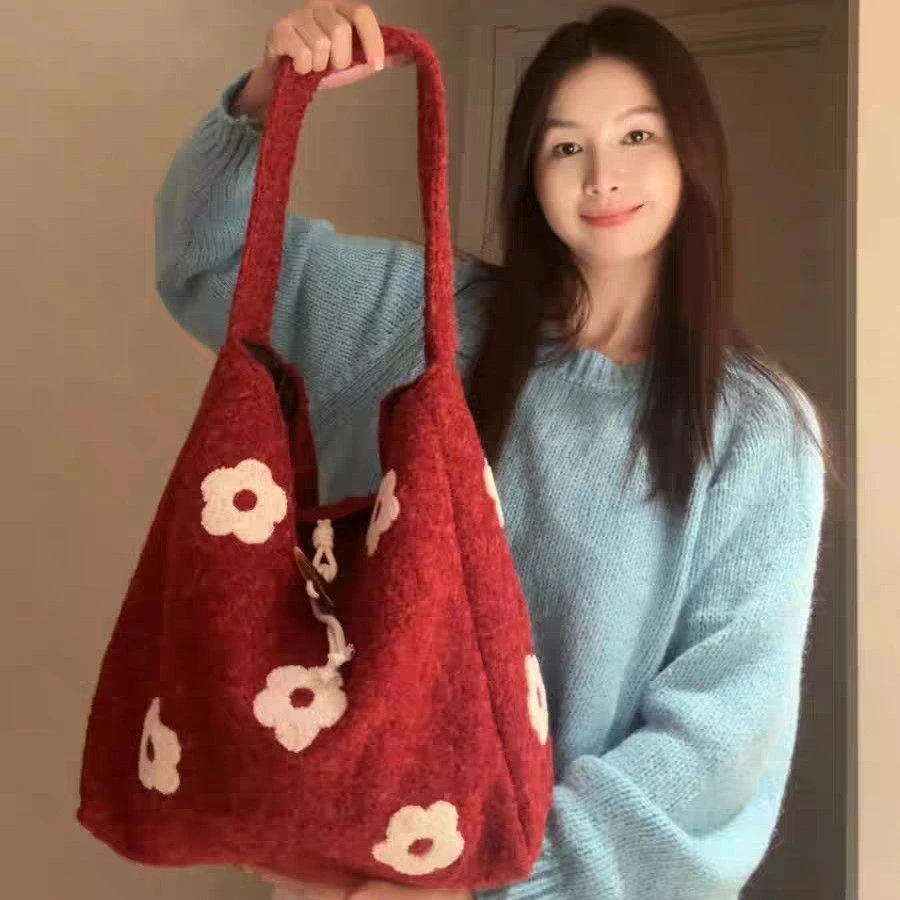 秋冬圣诞氛围感花朵毛呢包2025新款韩系ins毛绒单肩包休闲单肩包