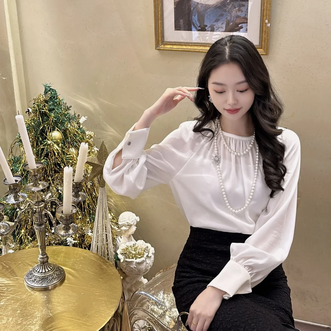 GIRDEAR/哥弟白衬衫秋法式温柔圆领压褶长袖减龄百搭衬衫1301028