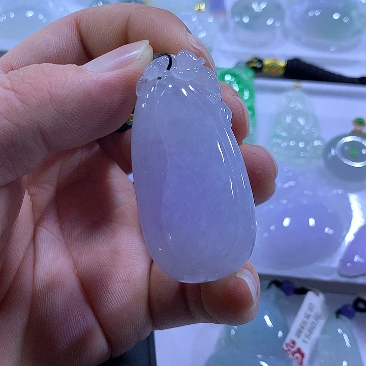 颈饰未镶嵌翡翠天然翡翠A货吊坠