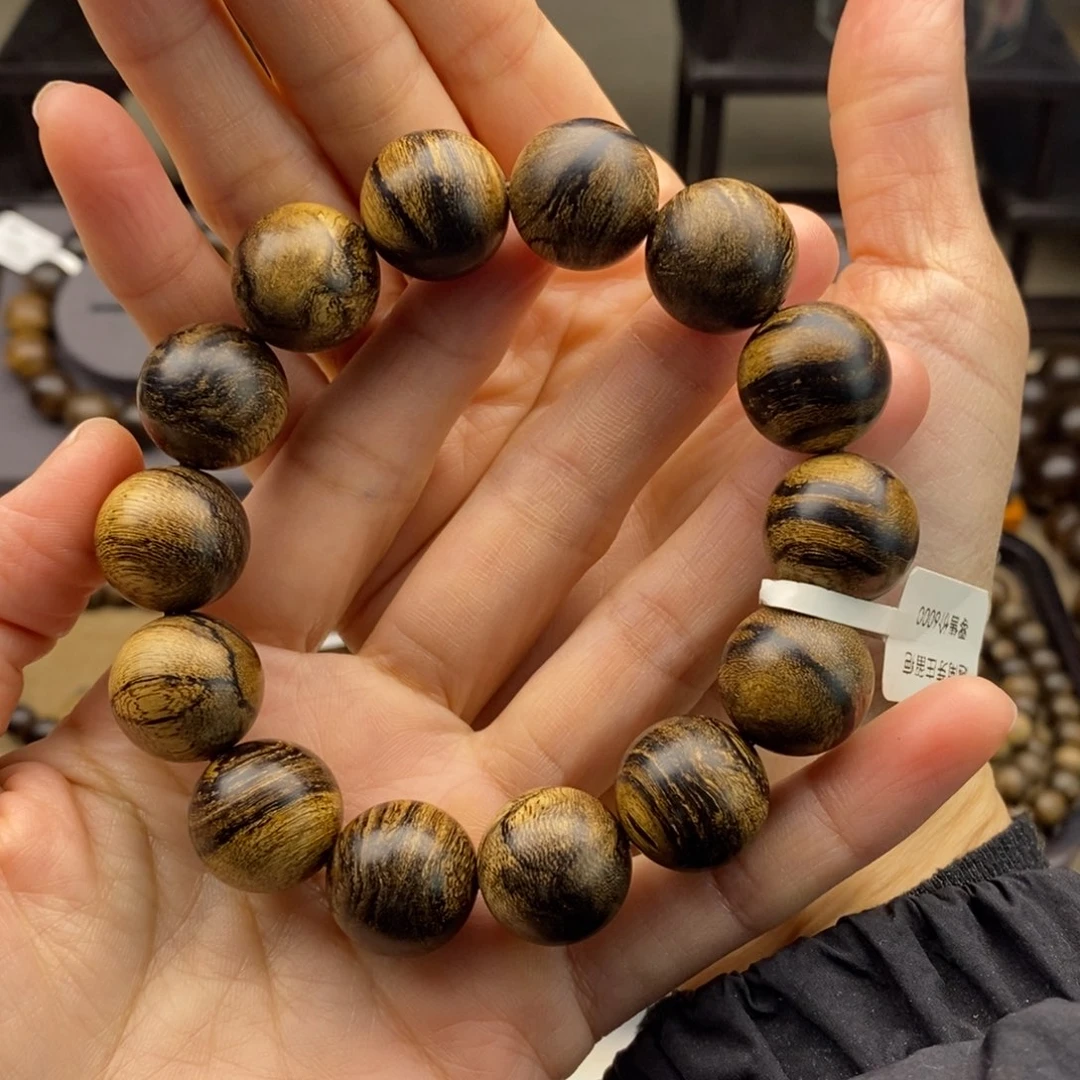 沉香手串佛*越南芽庄白棋瘤疤