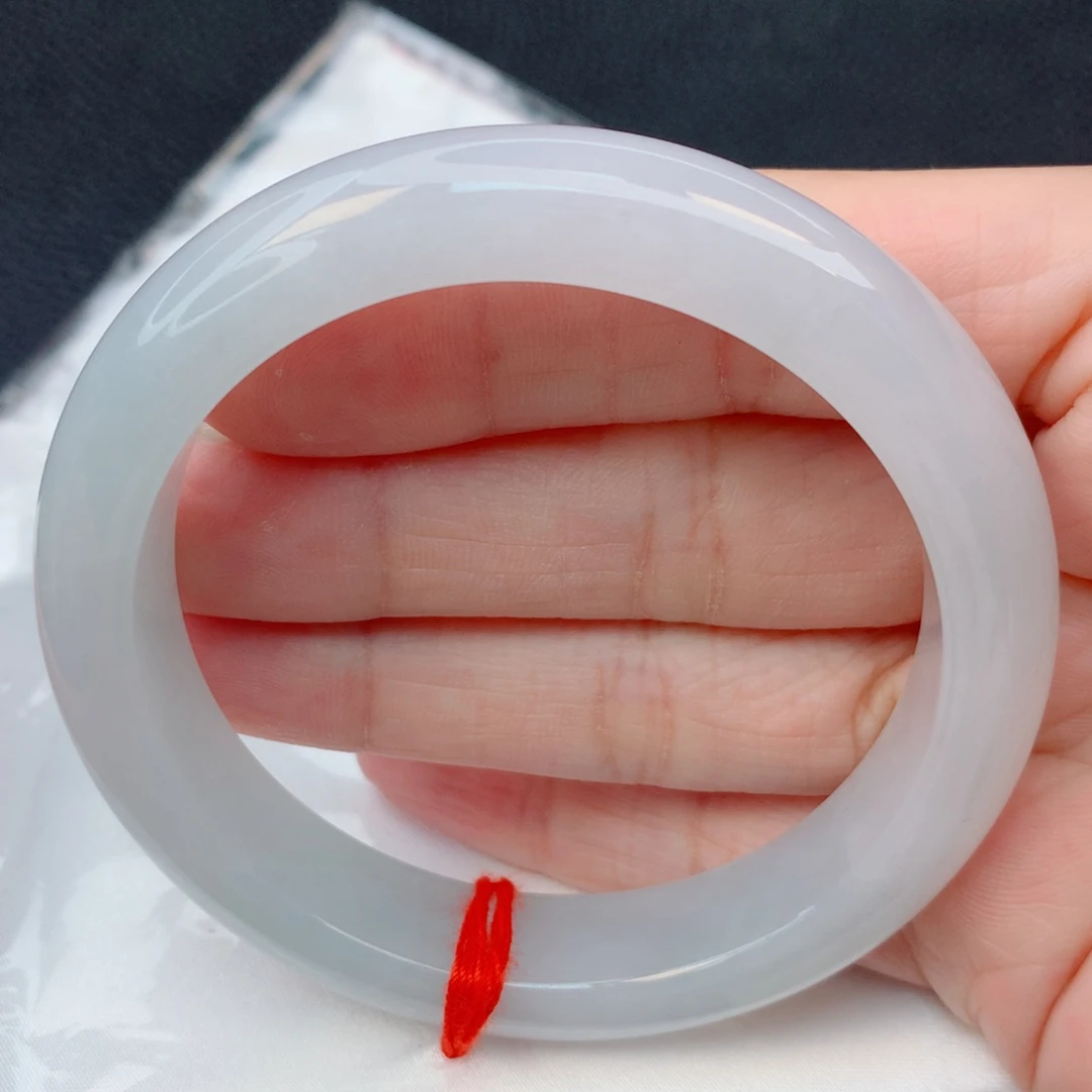 翡翠未镶嵌手镯56圈