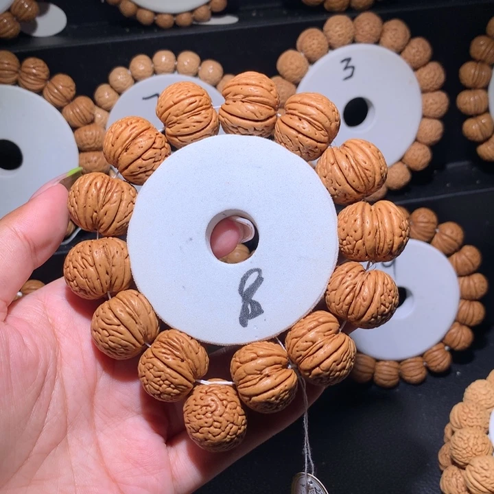 欢***子桃核手串老树白月光