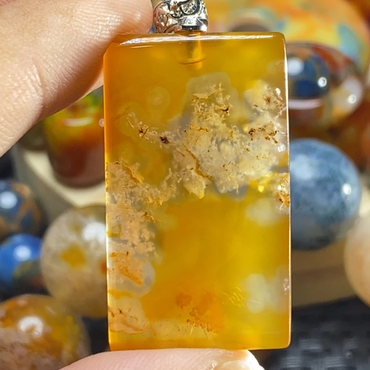 祈***懿玛瑙/玉髓未镶嵌颈饰