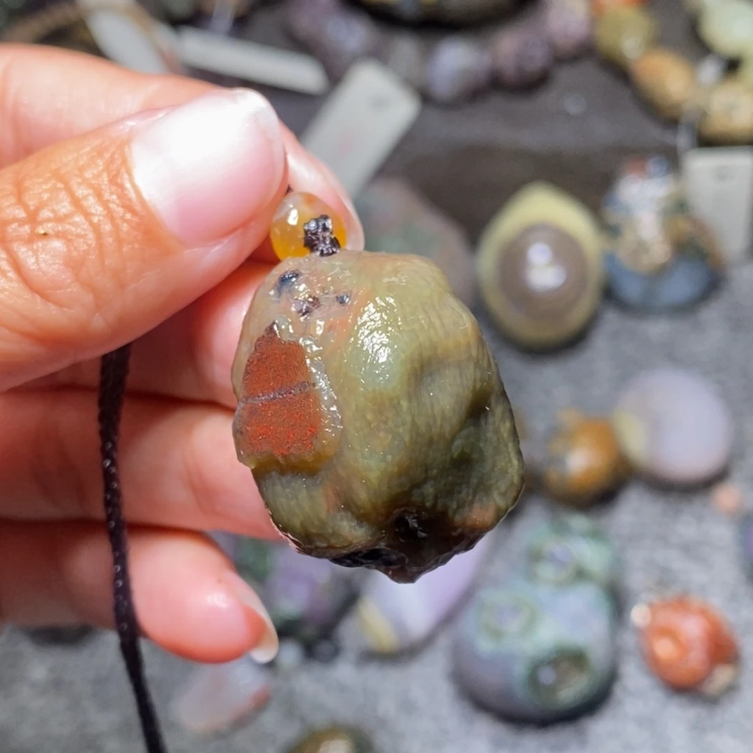 玛瑙/玉髓未镶嵌珠宝半成品