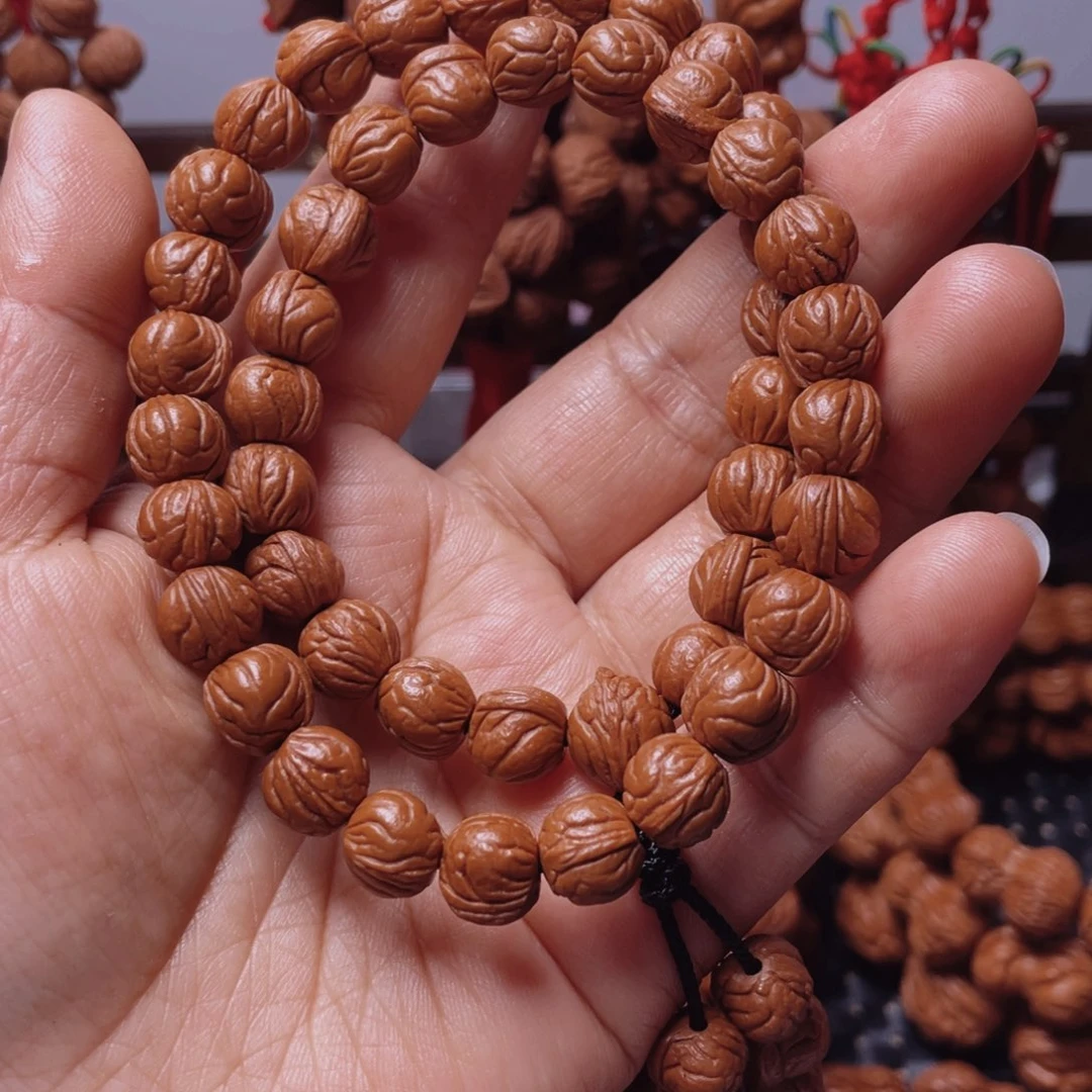 木质类龙纹桃枭挂件