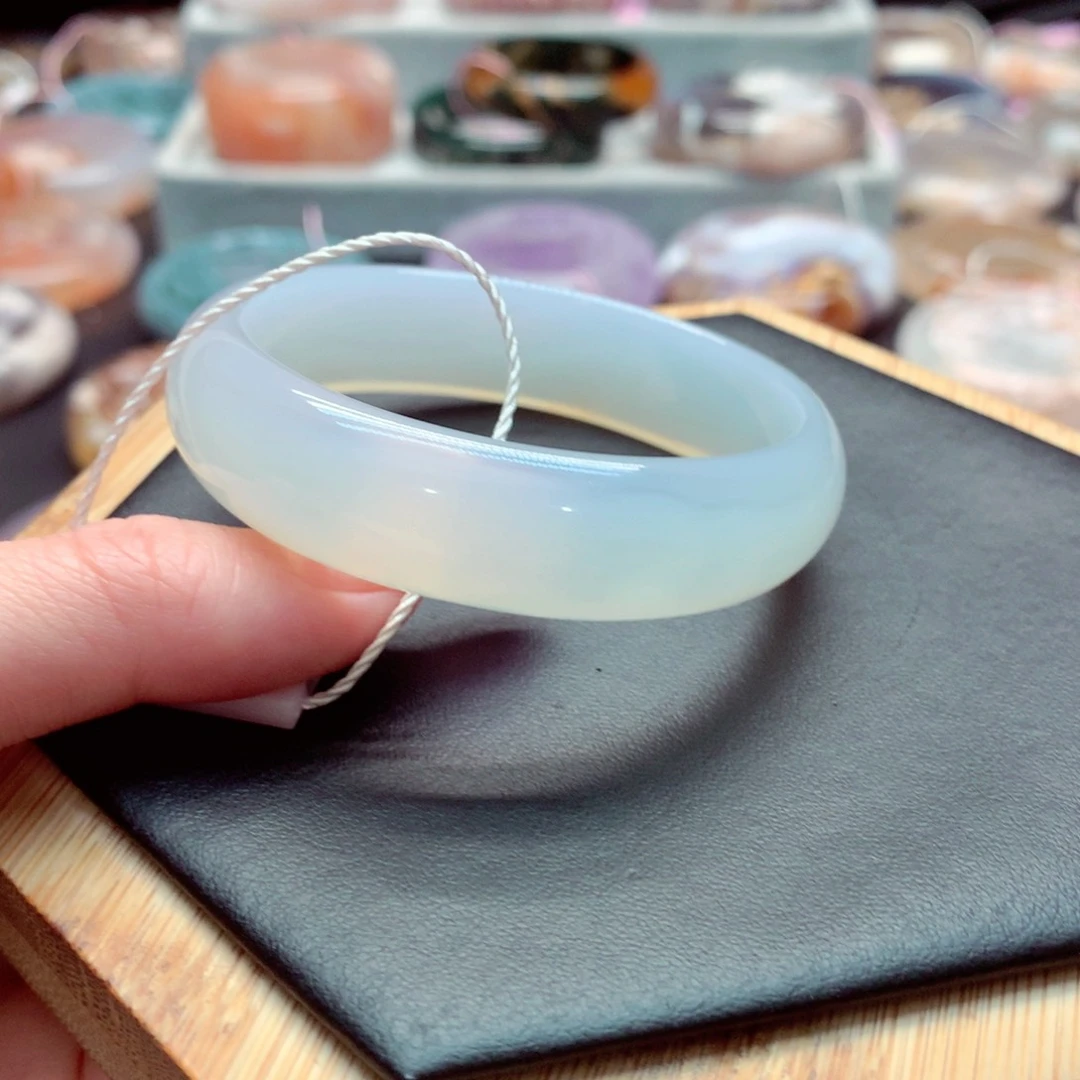 玛瑙/玉髓手镯未镶嵌用****23