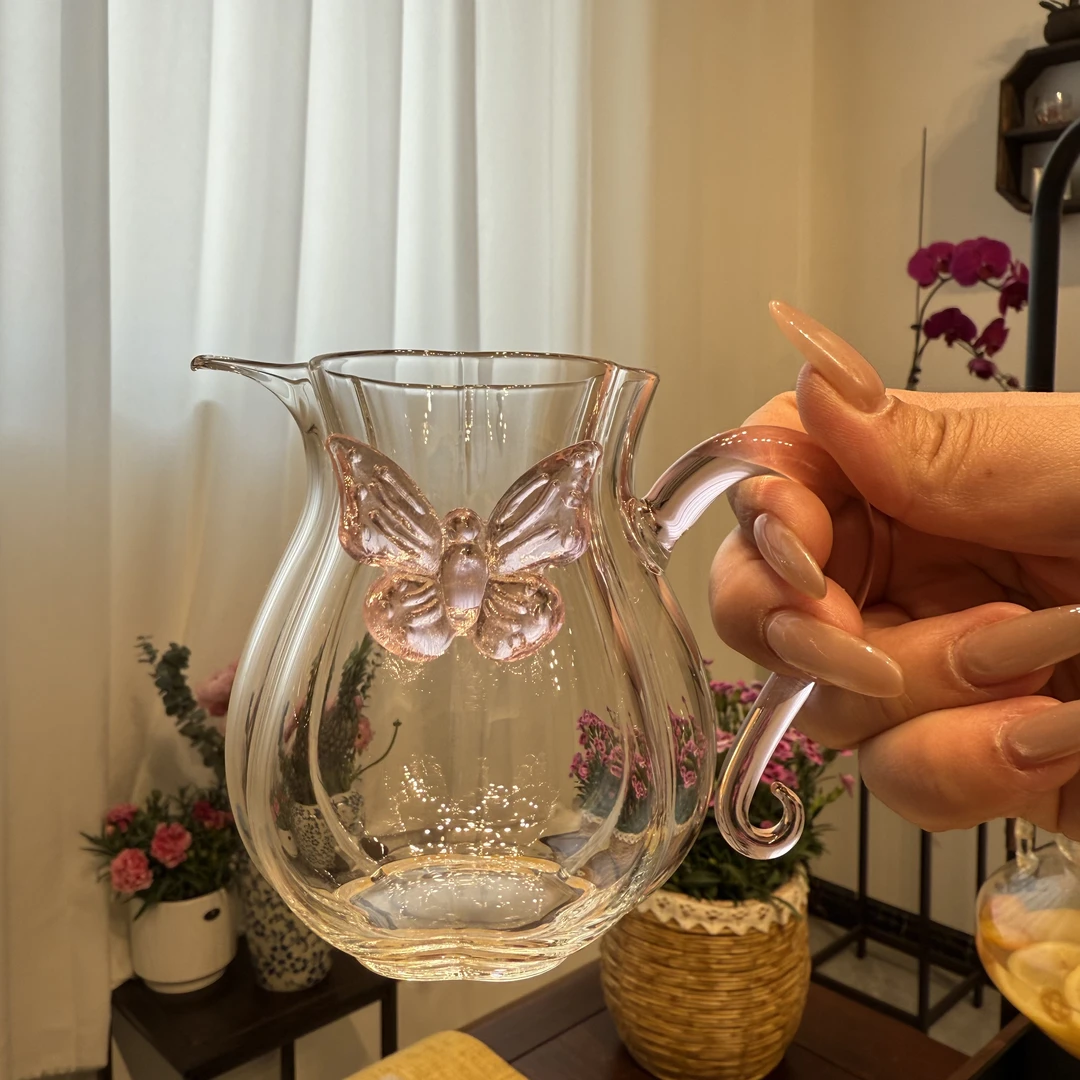 高硼硅耐热玻璃蝴蝶公杯