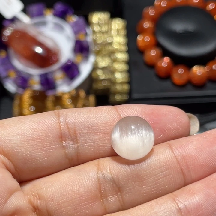 单珠未镶嵌水晶江*白兔毛单珠12.3mm左右