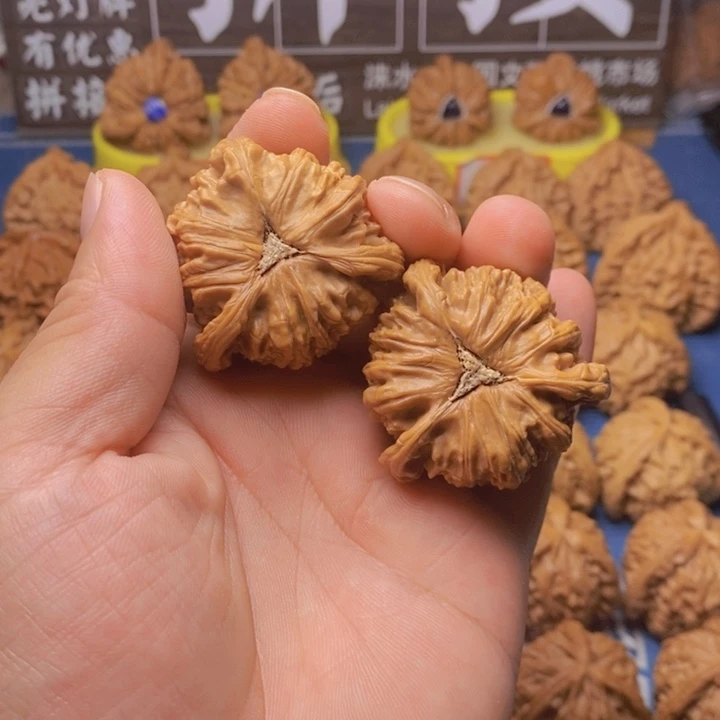 中***n文玩核桃文玩核桃