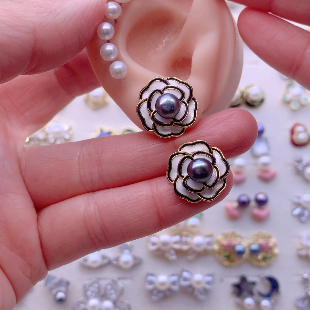 淡水珍珠合金耳饰