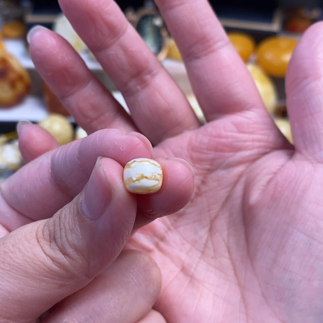 未镶嵌琥珀裸石虎皮纹老型单珠8.6