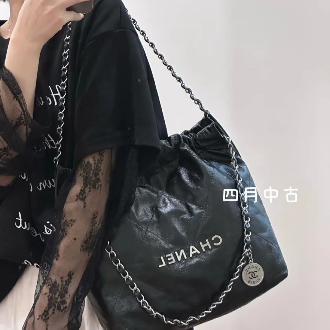 95新 Chanel/香奈儿 黑银油蜡皮22bag垃圾袋小号包 24年 51537