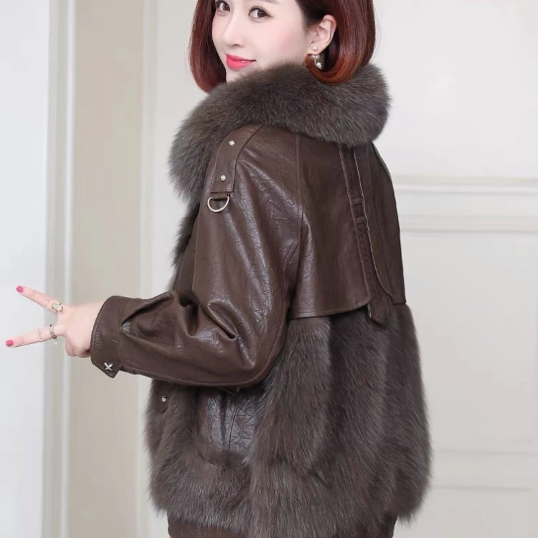 海宁高端外套女2024年新款冬季短款年轻款时尚皮毛一体毛小个子穿