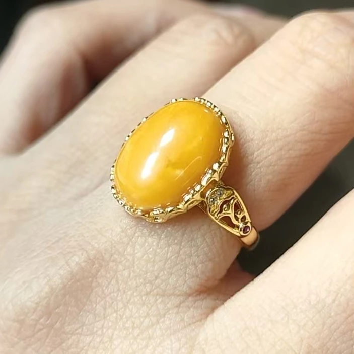 925银镶嵌蜜蜡戒指