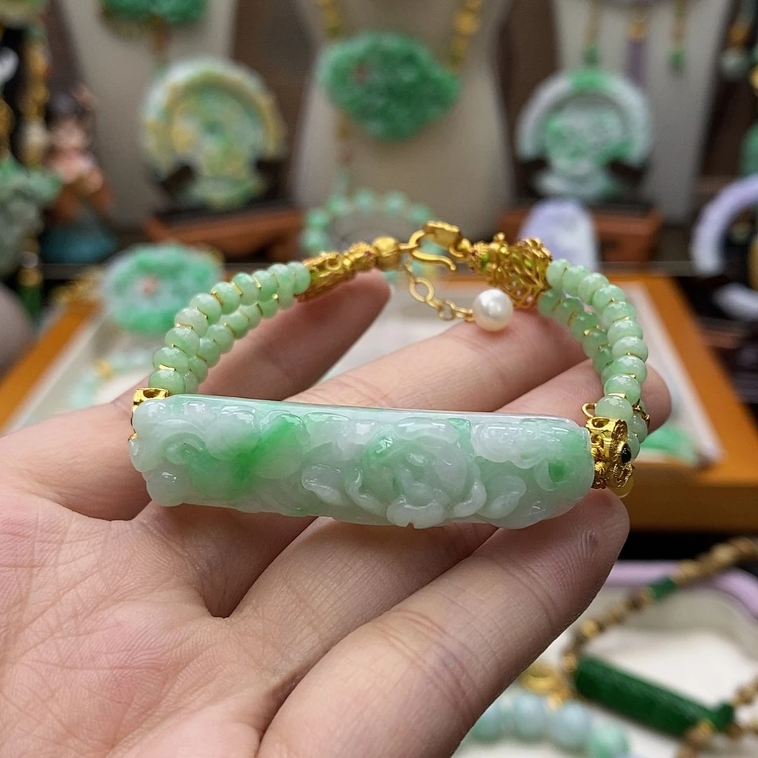 颈饰未镶嵌翡翠手链