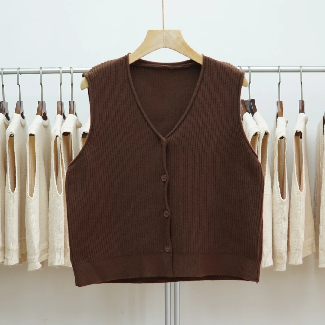 1003 2025新款纯色文艺复古针织马甲开衫女短款背心纯色无袖坎肩