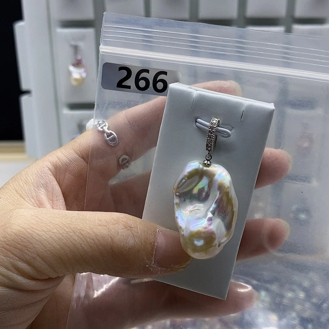 颈饰合金淡水珍珠