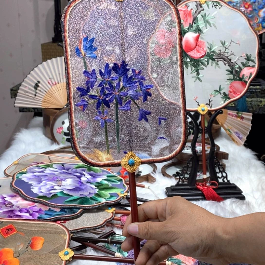 刺绣胭*苏州纯手工制作